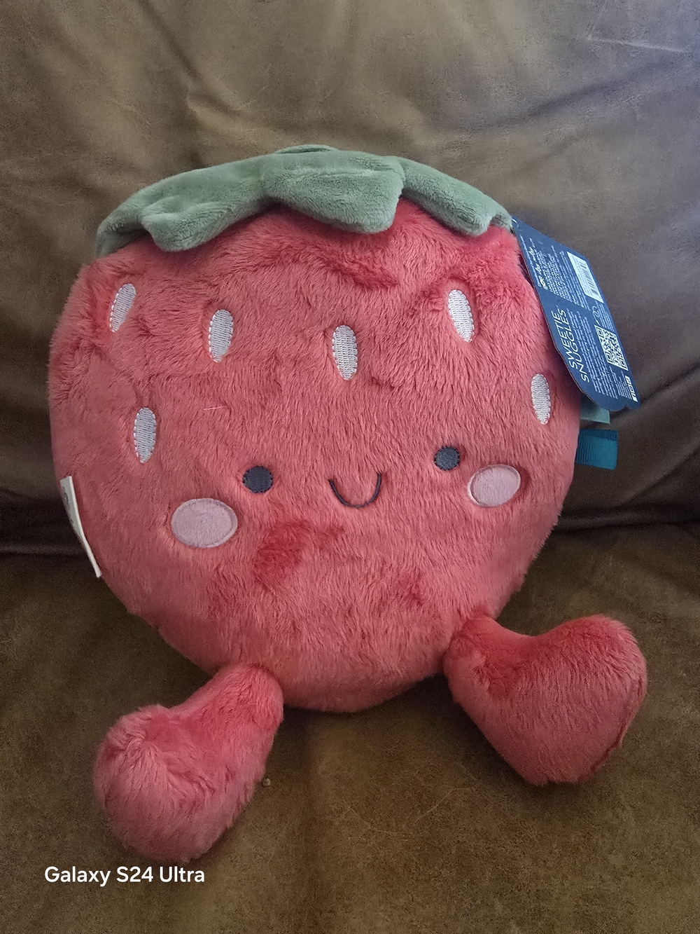 NWT Itzy Ritzy Sweetie Snuggles Strawberry Plush